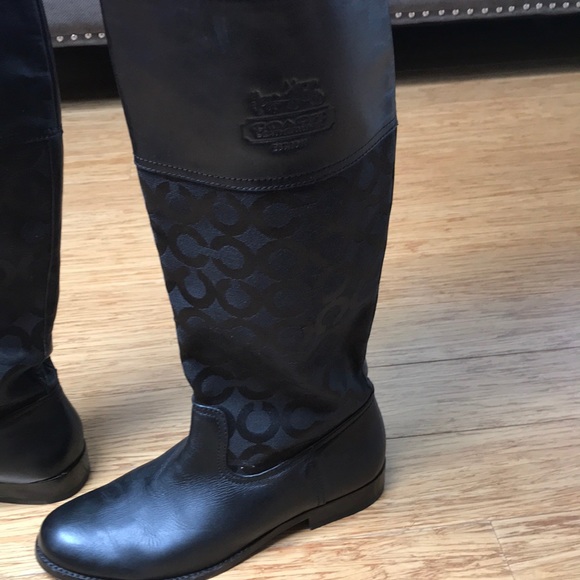 EUC Black Coach Signature Boots! - Picture 2 of 7